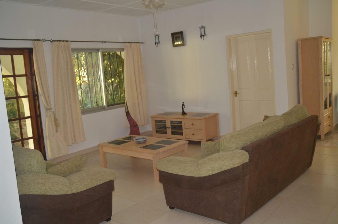 Vokundahouse Villa โคโลลิ ภายนอก รูปภาพ