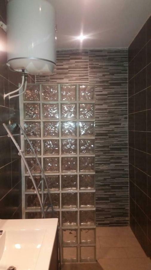 Vokundahouse Villa โคโลลิ ภายนอก รูปภาพ