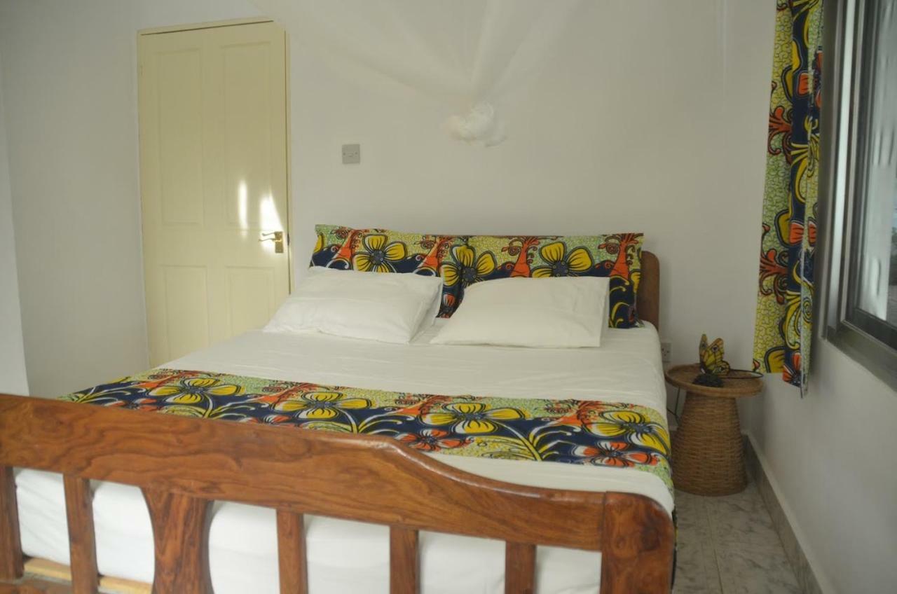 Vokundahouse Villa โคโลลิ ภายนอก รูปภาพ